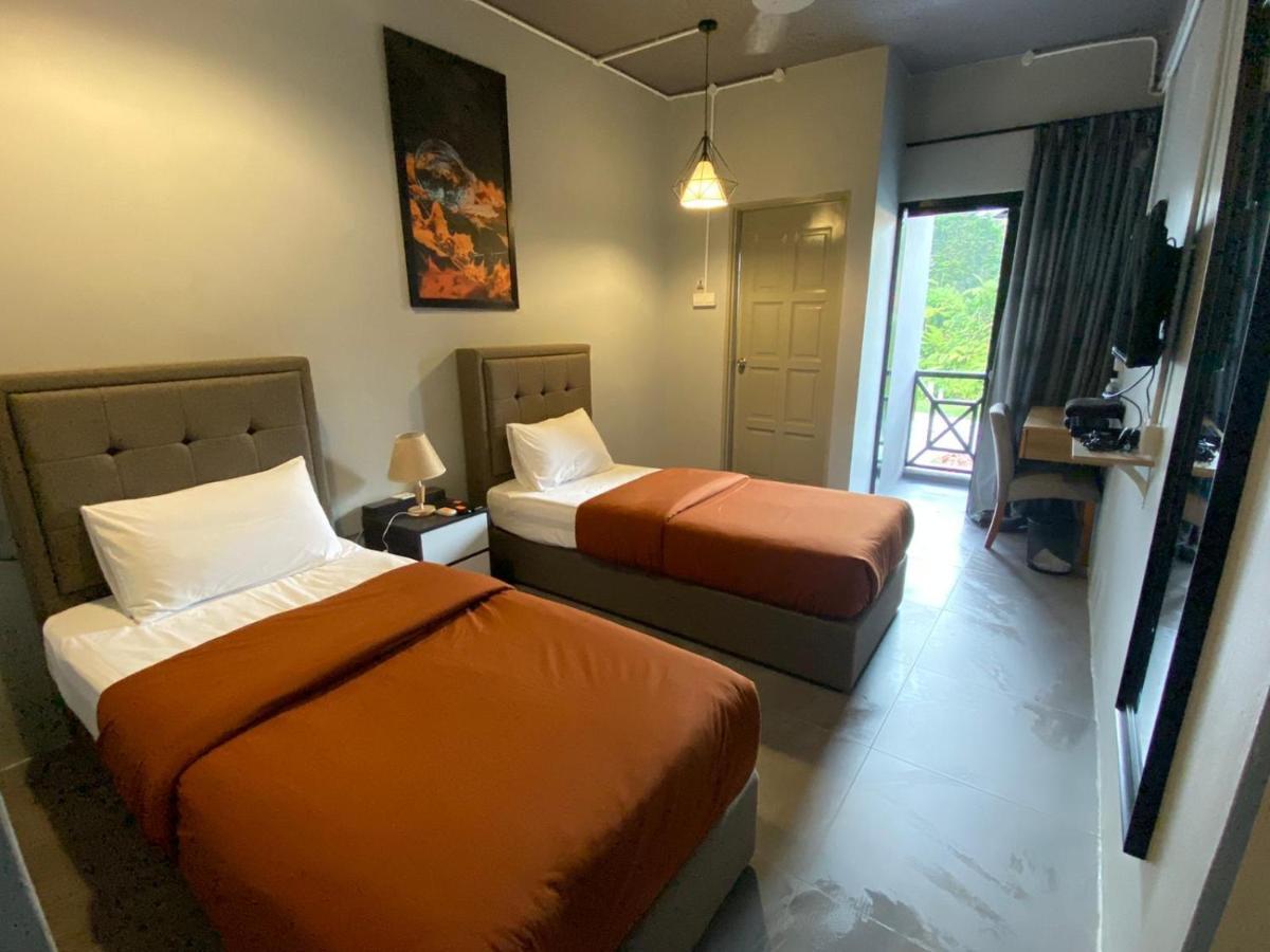 Hostel A3A Oastel Coliving Tanah Rata Zewnętrze zdjęcie